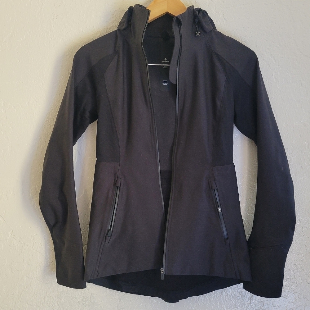 Lululemon Sleet Sprinter Jacket Size 2